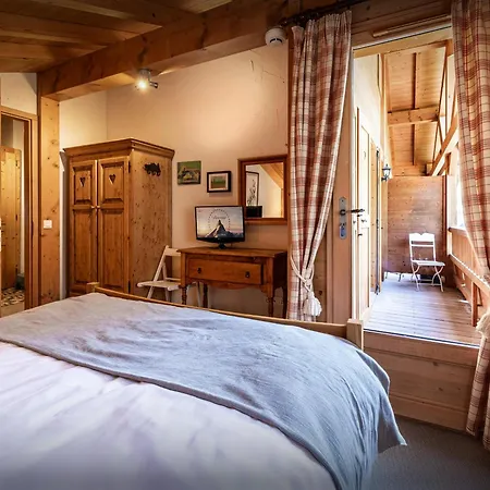 L'ours Blanc - Ovo Network Chalet *