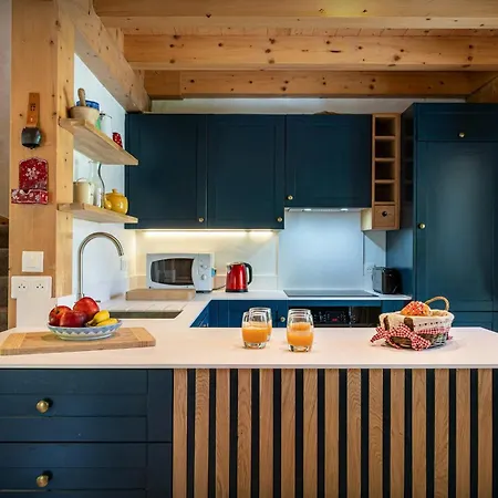 L'ours Blanc - Ovo Network Chalet